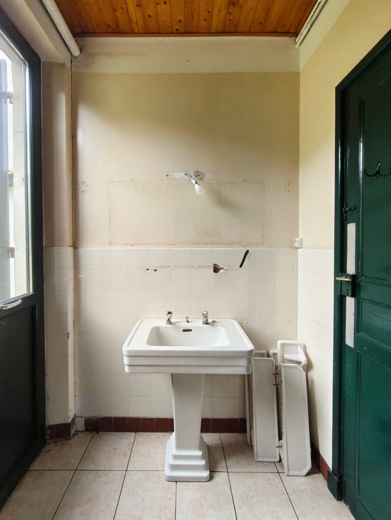 Curage d'une salle de bain
